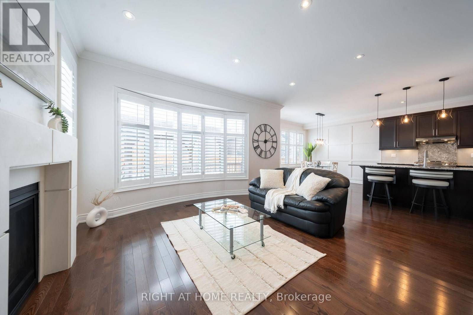 Georgina (sutton & Jackson's Point), ON L0E1R0,82 JOHN LINK AVENUE