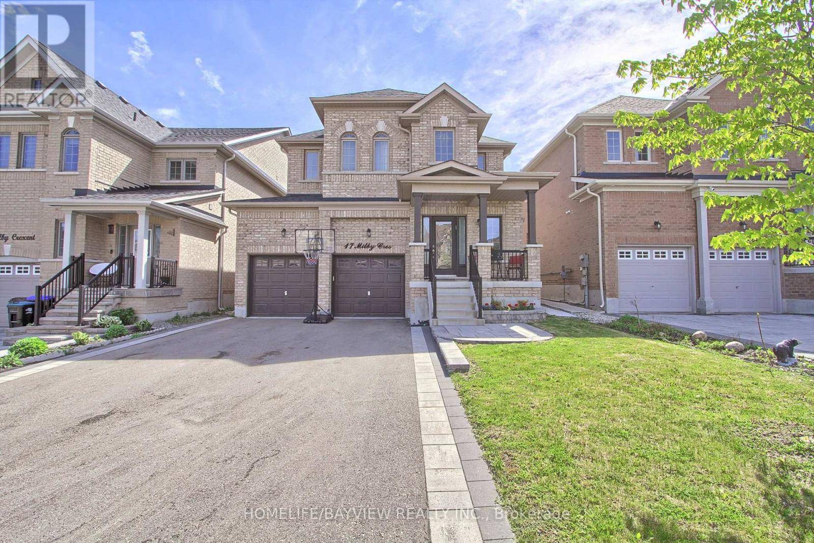 Bradford West Gwillimbury (bradford), ON L3Z0Y9,17 MILBY CRESCENT
