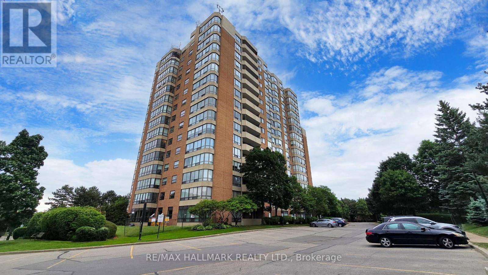 Vaughan (crestwood-springfarm-yorkhill), ON L4J4H5,7601 Bathurst ST #912