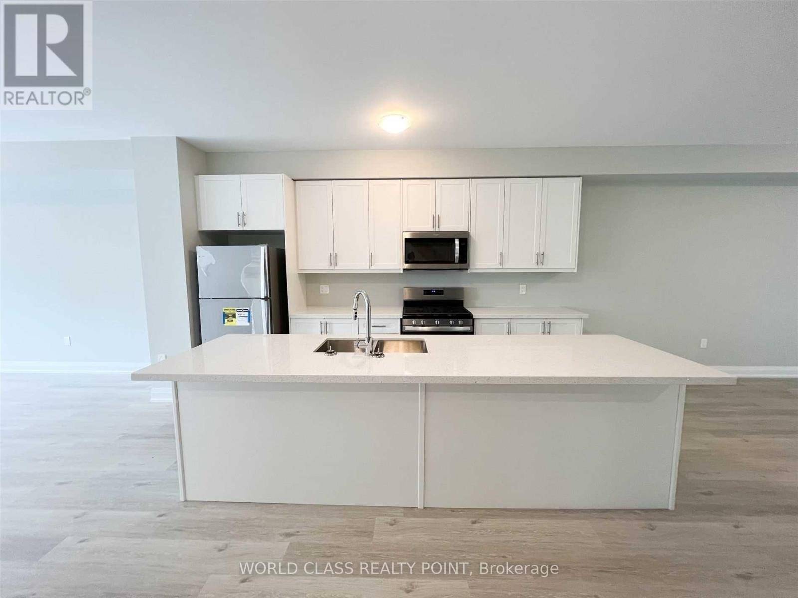 Innisfil (lefroy), ON L0L1W0,1490 PURCHASE PLACE