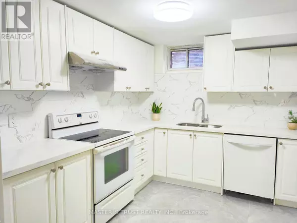 Markham (unionville), ON L3R2B2,14 SUMMERFELDT CRESCENT