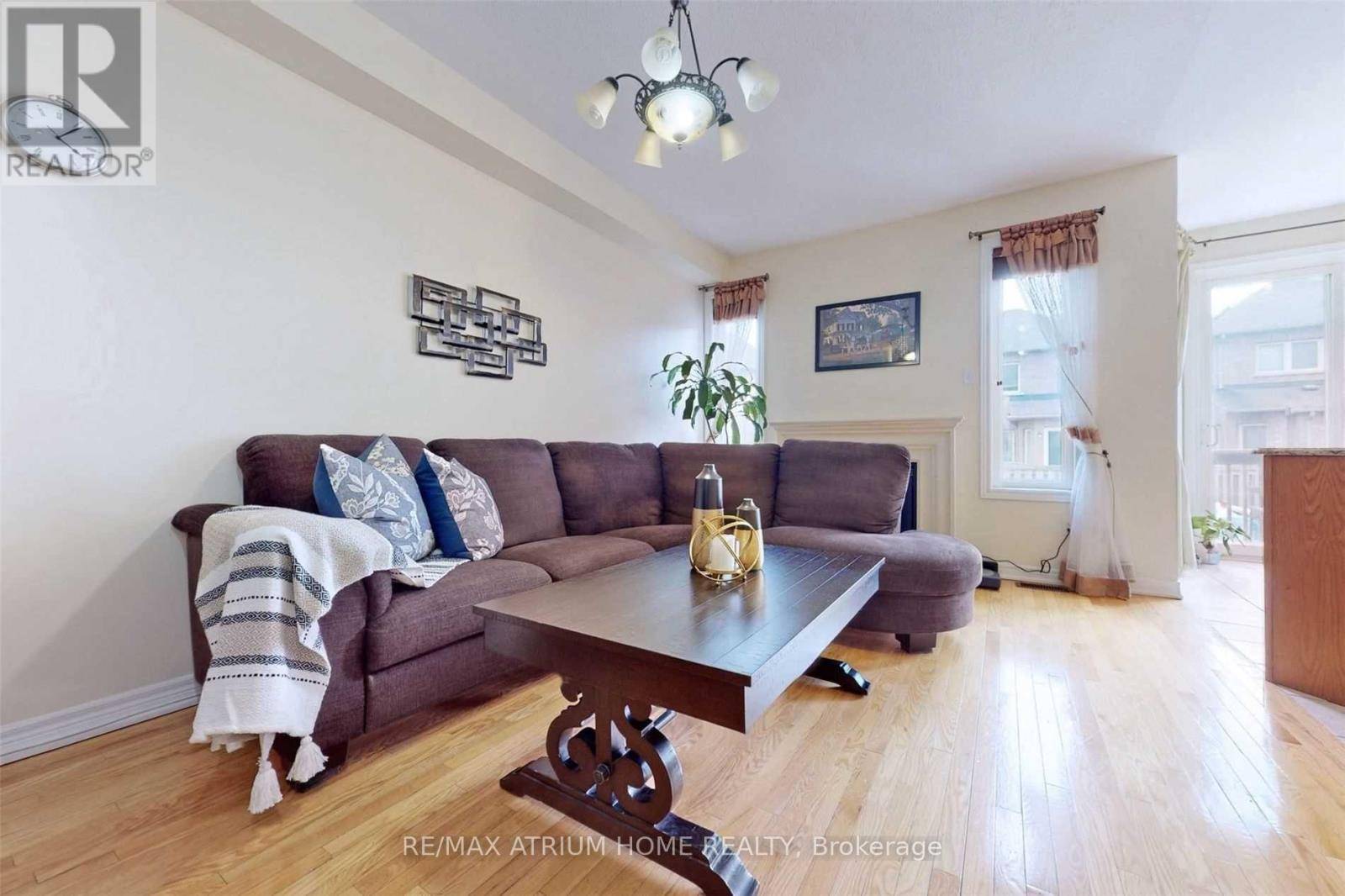 Richmond Hill (jefferson), ON L4E0B8,41 THISTLE AVENUE
