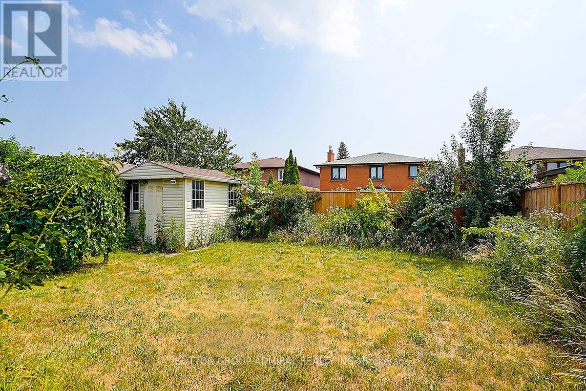 Vaughan (east Woodbridge), ON L4L5P4,101 LIME DRIVE