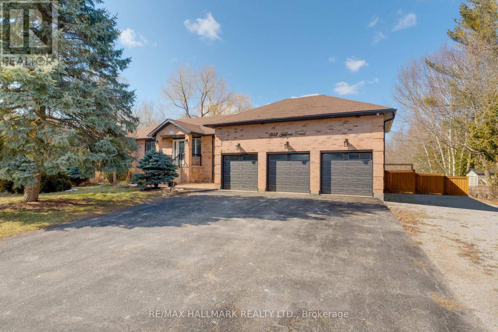 Innisfil, ON L0L1R0,1442 GILFORD ROAD