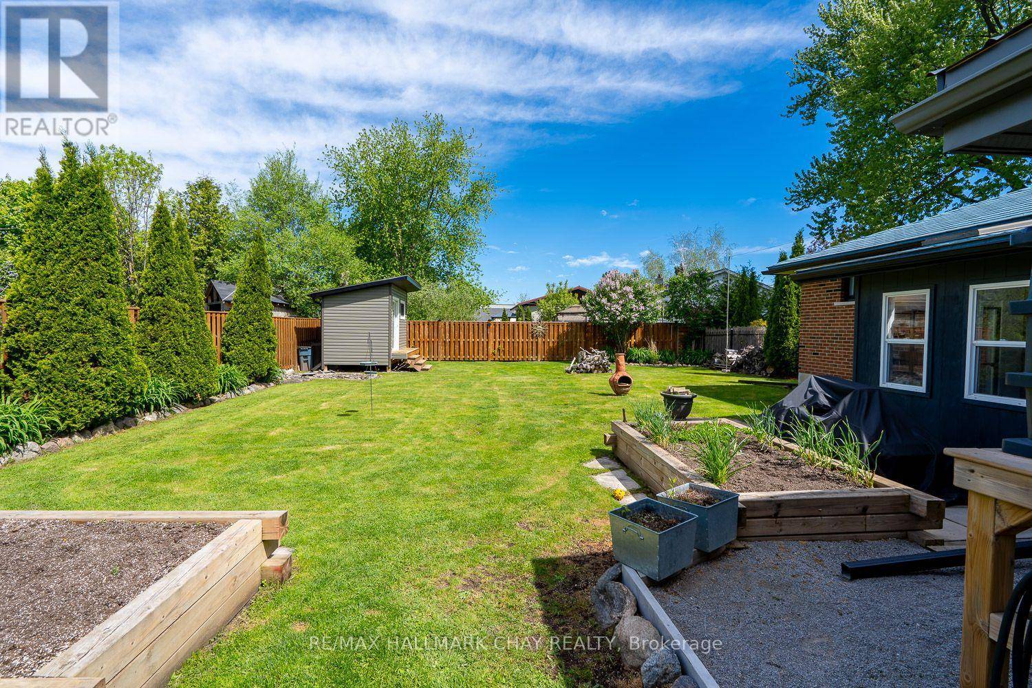 New Tecumseth (beeton), ON L0G1A0,314 CENTRE STREET N