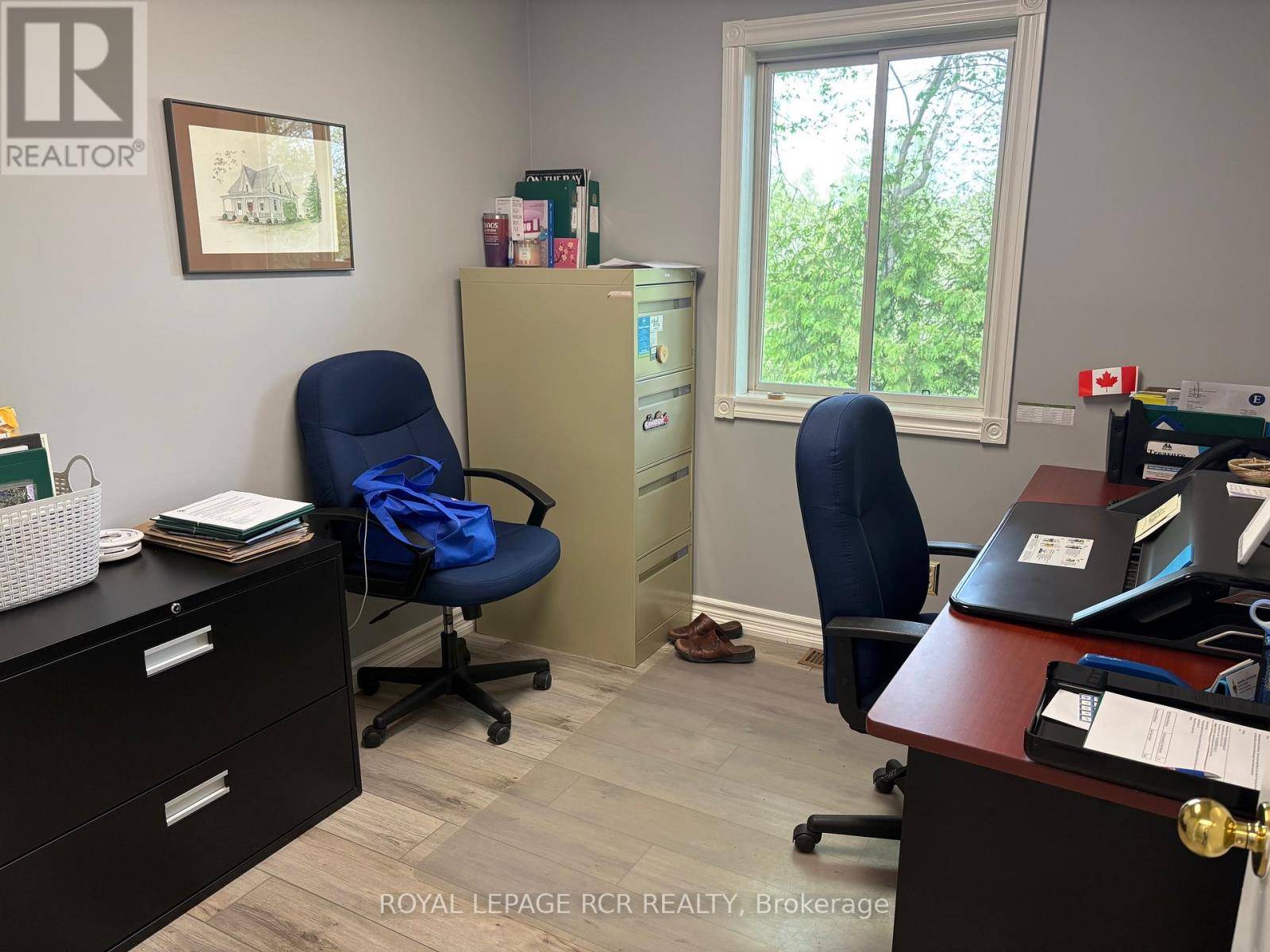 New Tecumseth (alliston), ON L9R1J8,452 VICTORIA STREET E