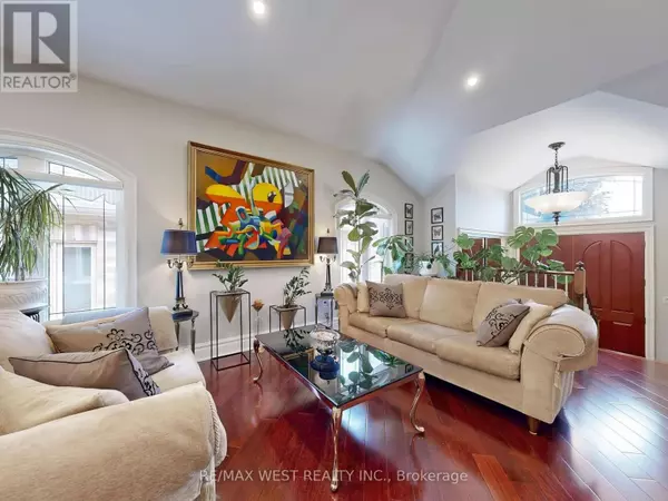 Vaughan (patterson), ON L6A0L8,76 PETTICOAT ROAD