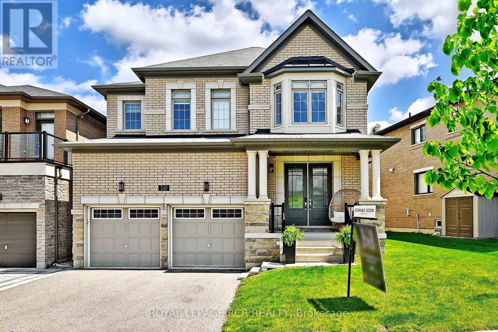 240 CONKLIN CRESCENT, Aurora, ON L4G0Z4