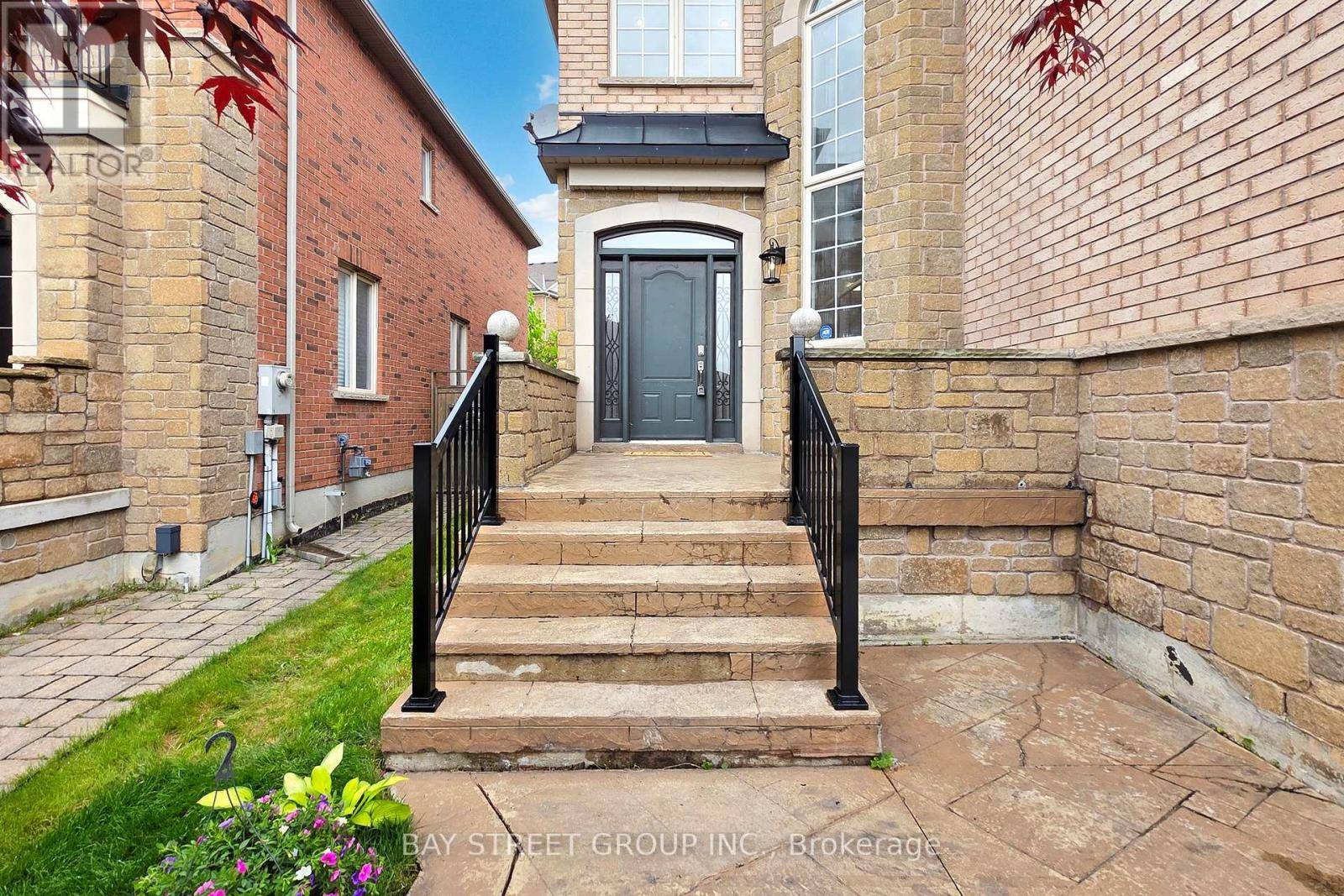 Richmond Hill (jefferson), ON L4E4H9,14 JEFFERSON FOREST DRIVE