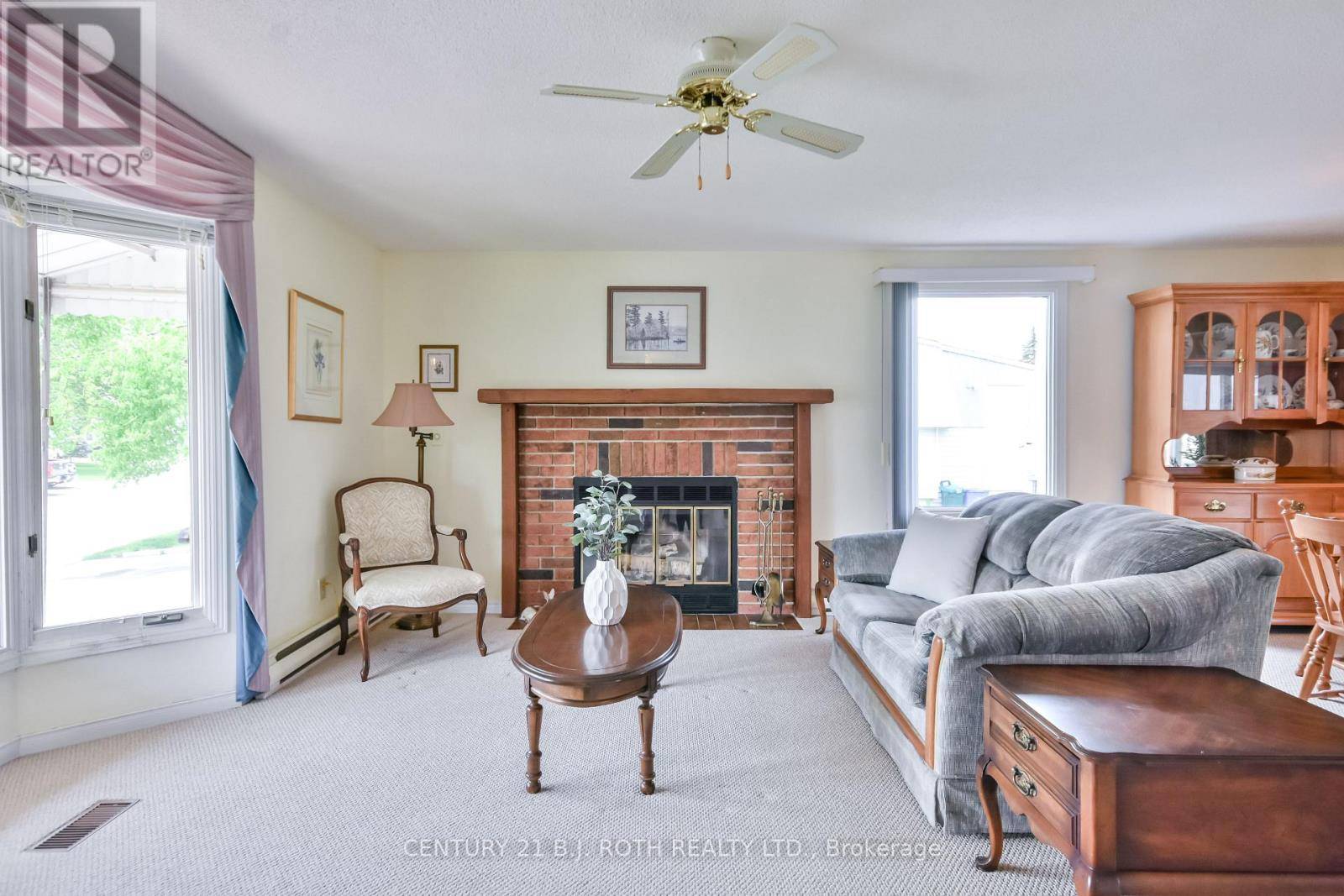 Innisfil, ON L9S1R9,4 GANDER COVE COURT