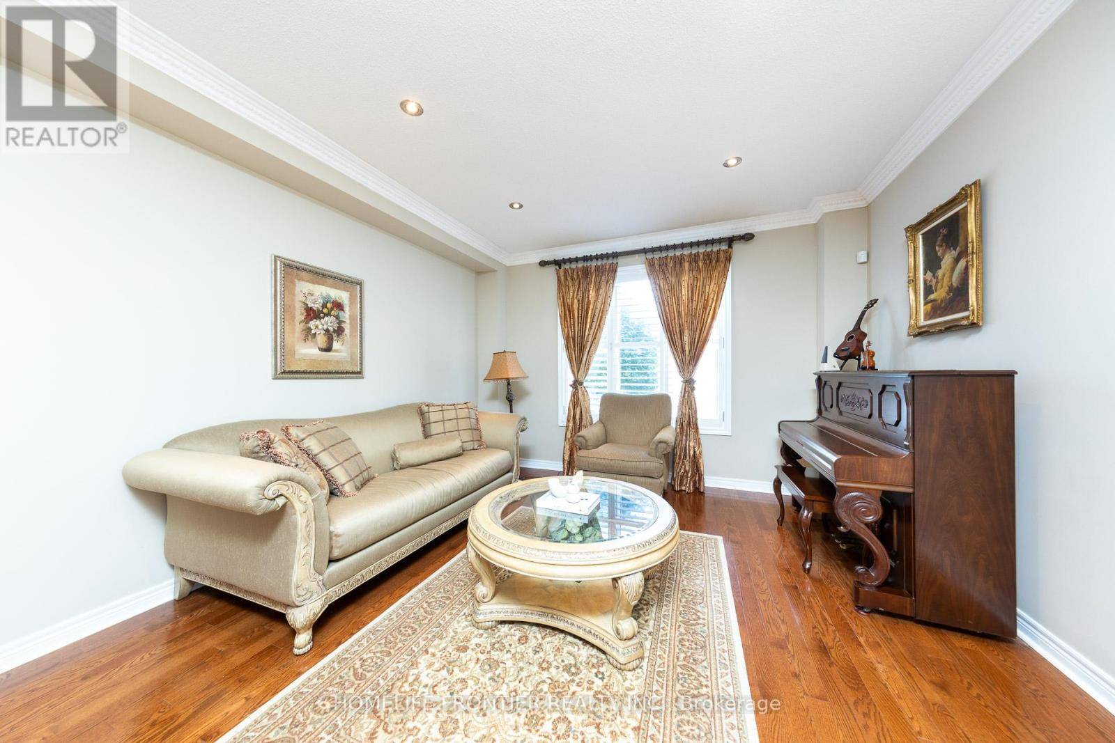 Richmond Hill (oak Ridges), ON L4E0C2,93 ROUTLEDGE DRIVE