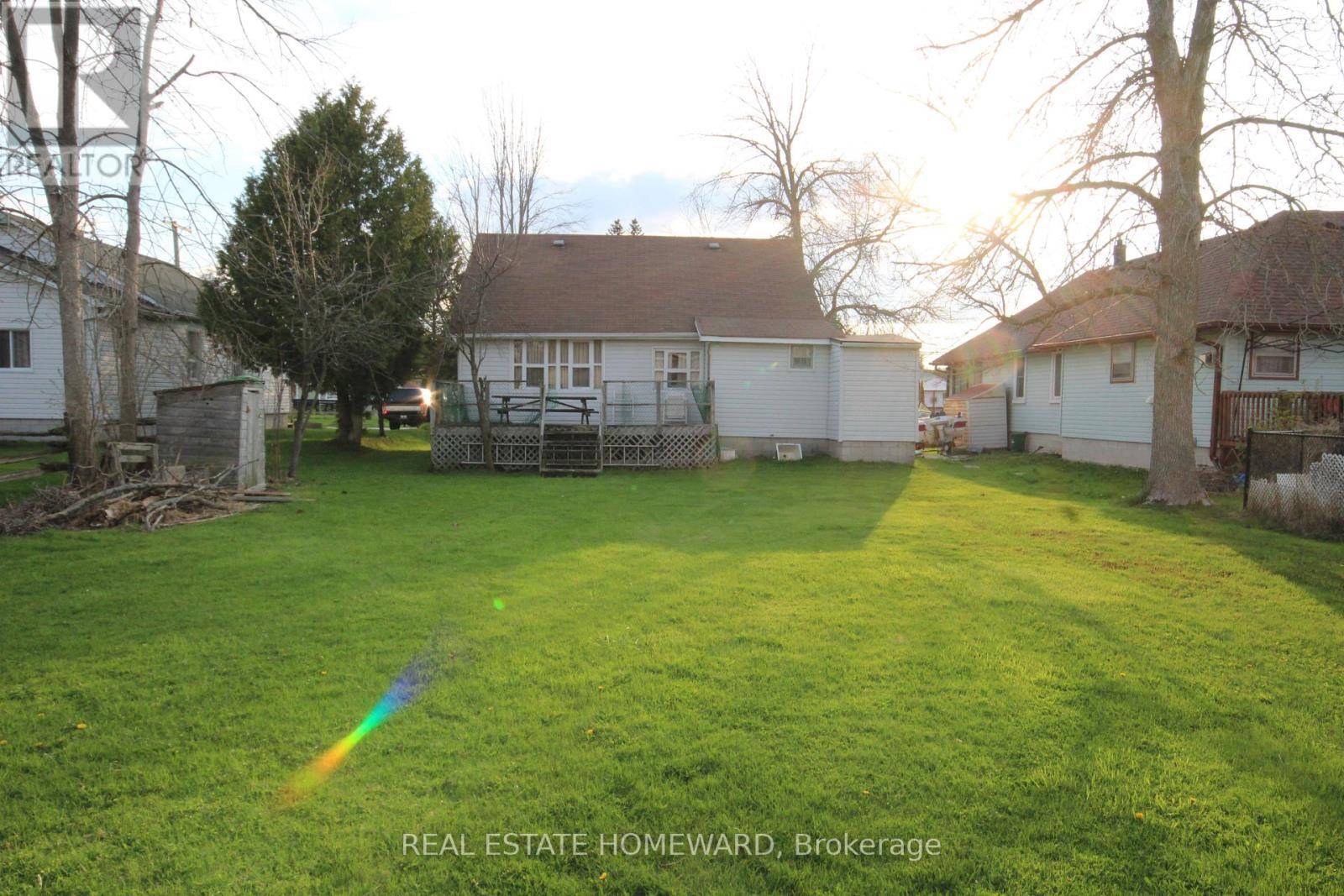 Georgina (keswick North), ON L4P3E9,27125 WOODBINE AVENUE