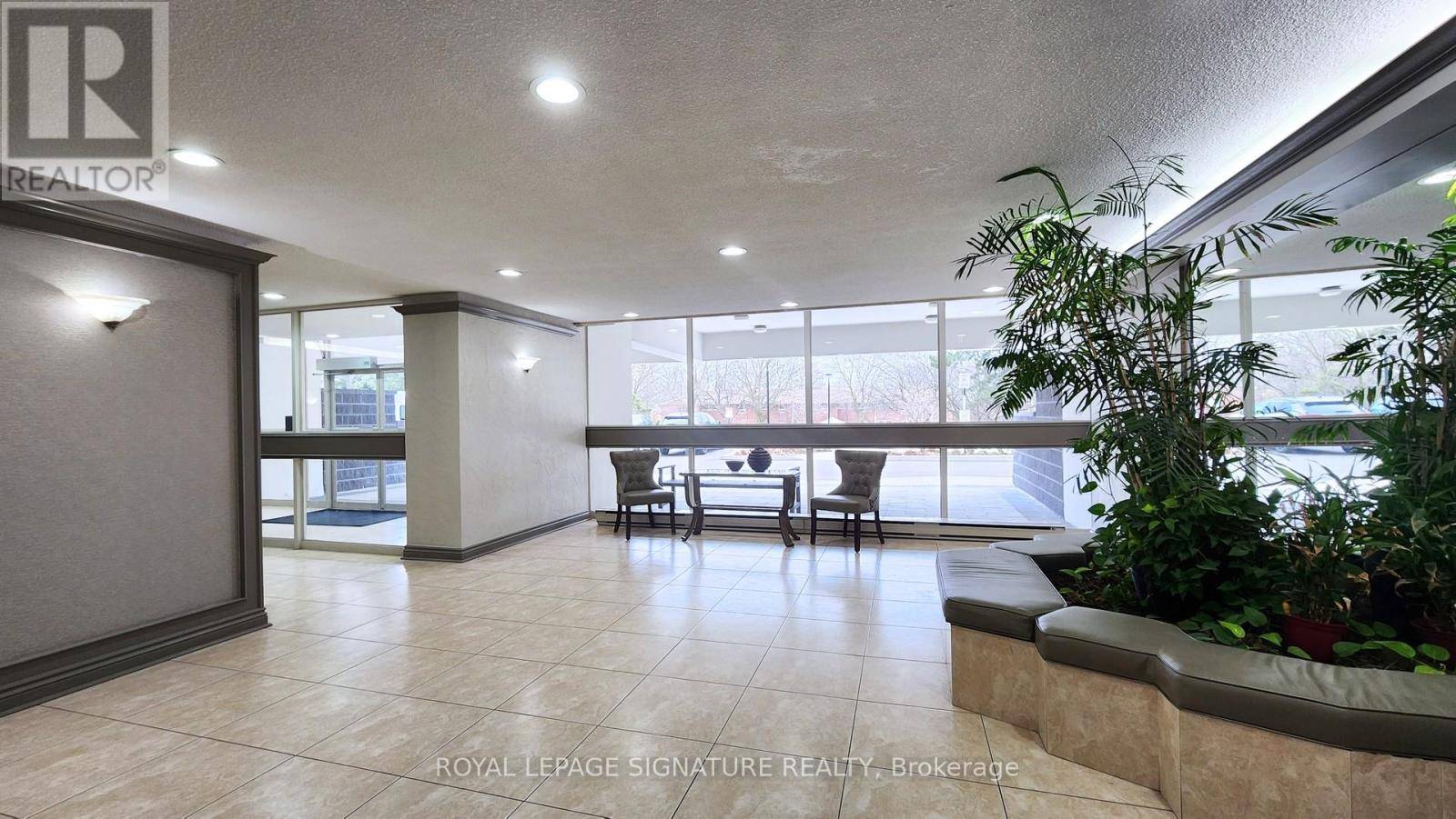 Markham (royal Orchard), ON L3T4P3,80 Inverlochy BLVD #508