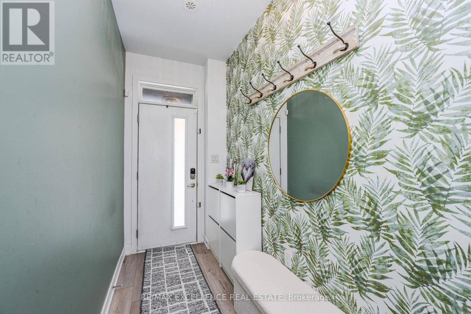 Vaughan (vaughan Grove), ON L4L0L7,118 DALHOUSIE STREET N