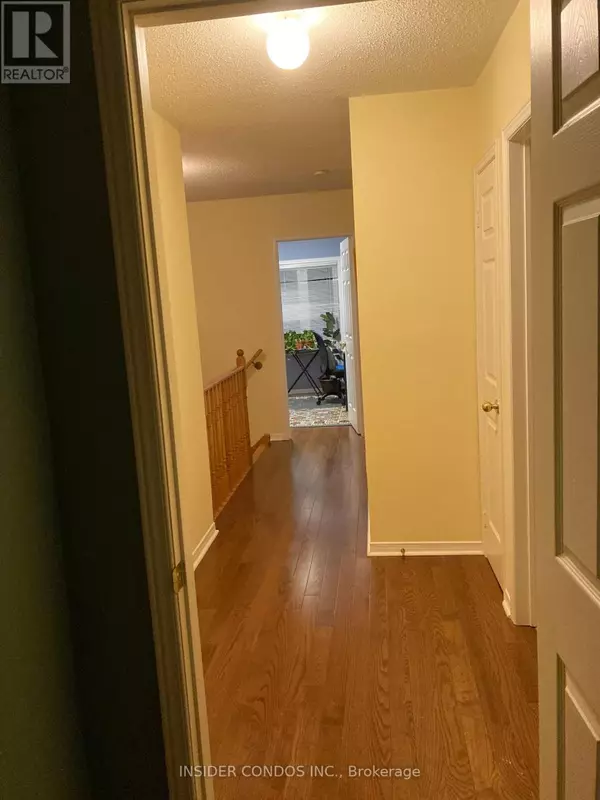Vaughan (east Woodbridge), ON L4L8X3,126 PINEDALE GATE