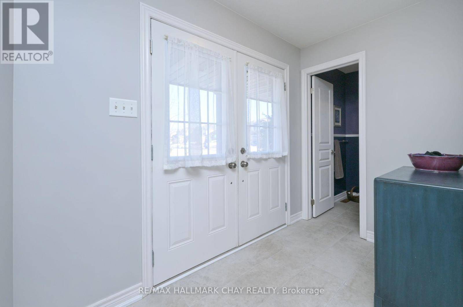 New Tecumseth (alliston), ON L9R0B2,88 ANDERSON ROAD