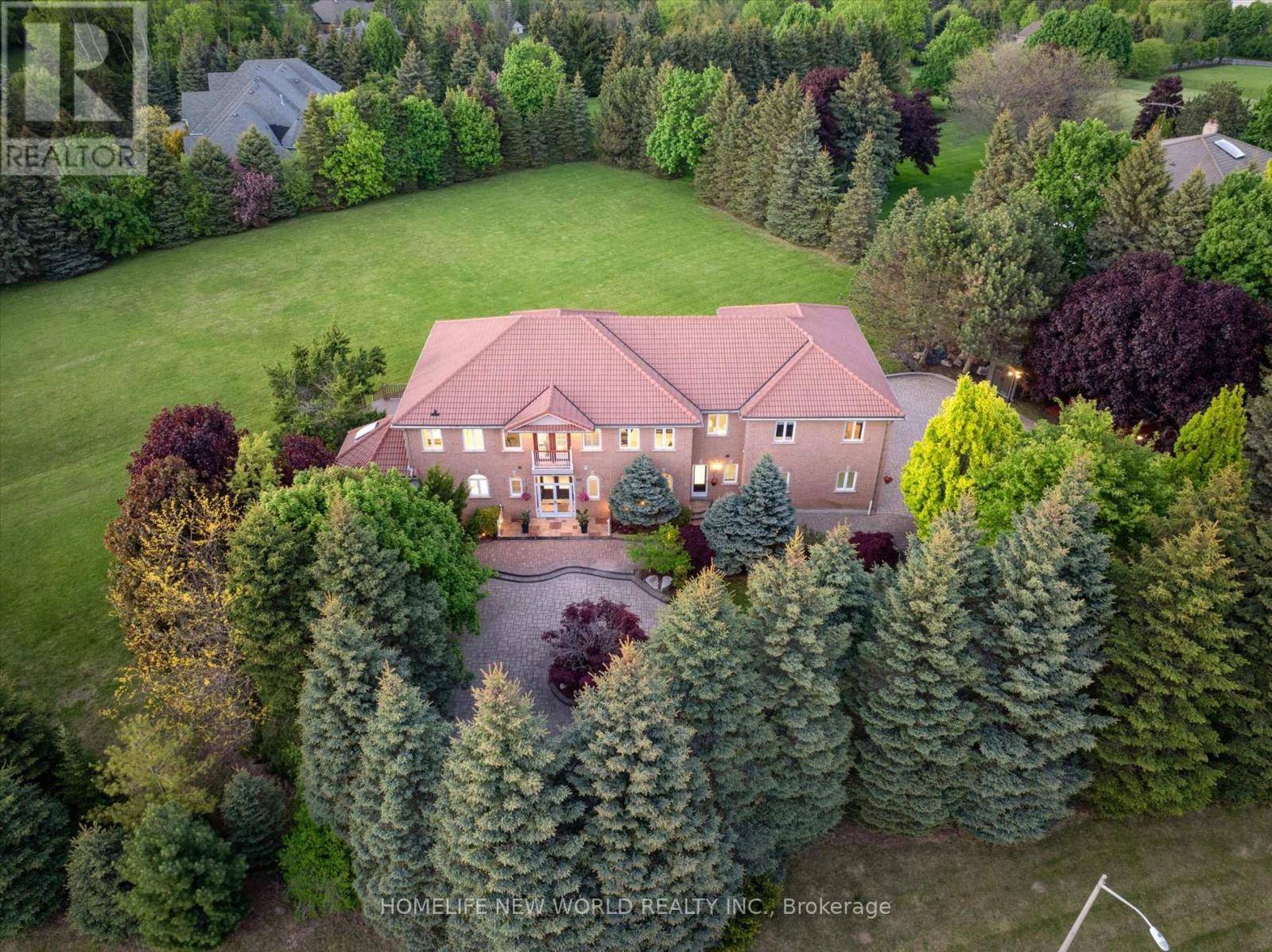26 OFFORD CRESCENT, Aurora (bayview Southeast), ON L4G0K5