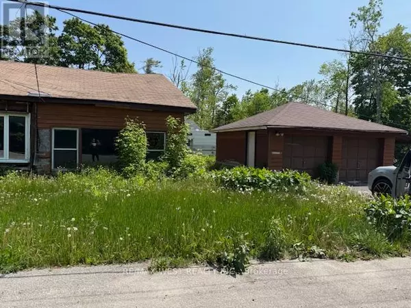 Innisfil, ON L9S2K6,3293 BEACH AVENUE S