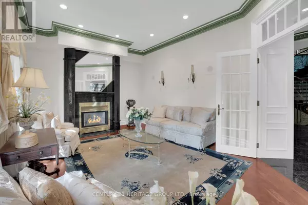 Richmond Hill (south Richvale), ON L4C6P8,34 MARYVALE CRESCENT