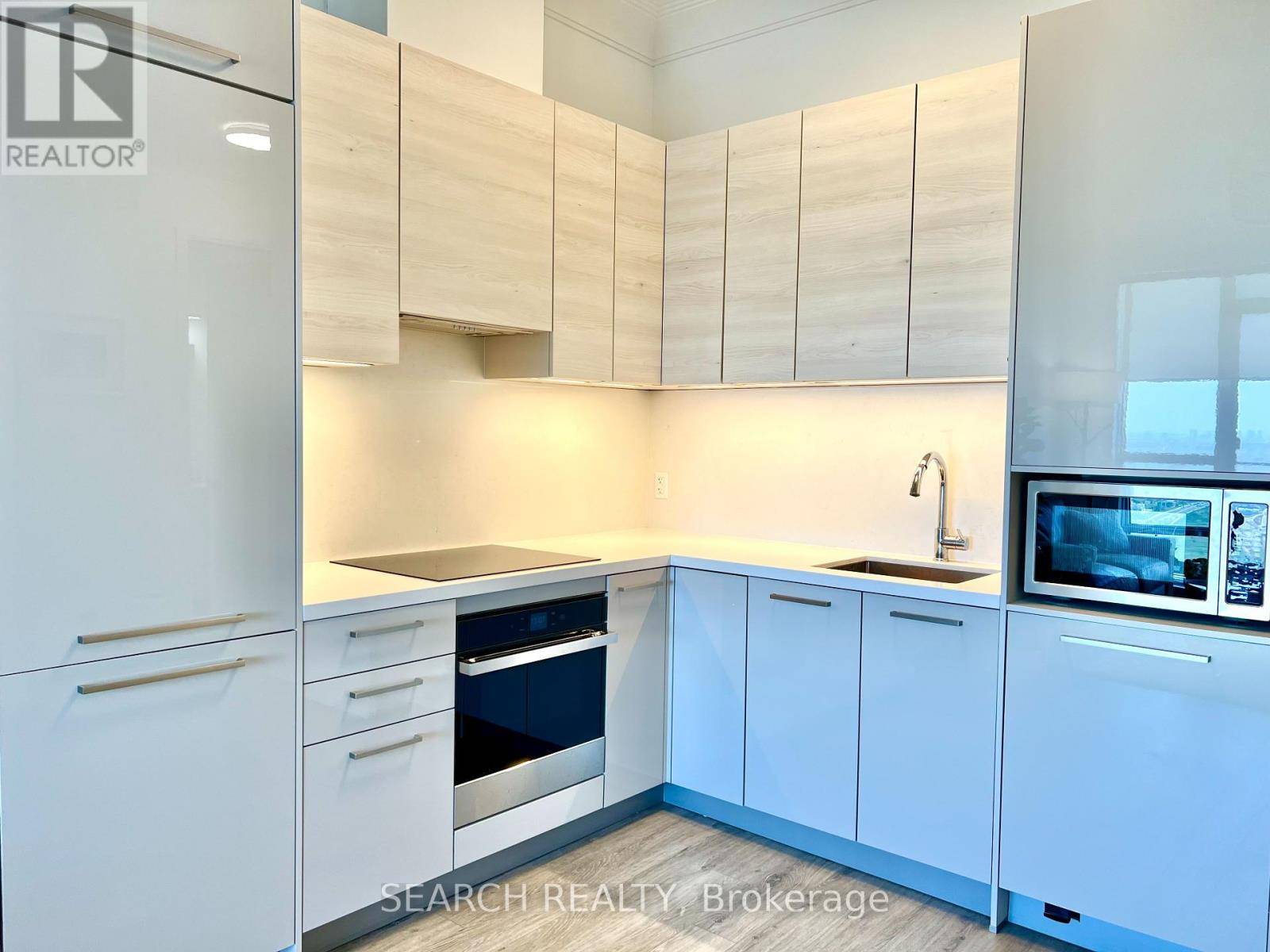 Markham (commerce Valley), ON L3T0G8,12 Gandhi LN #3608