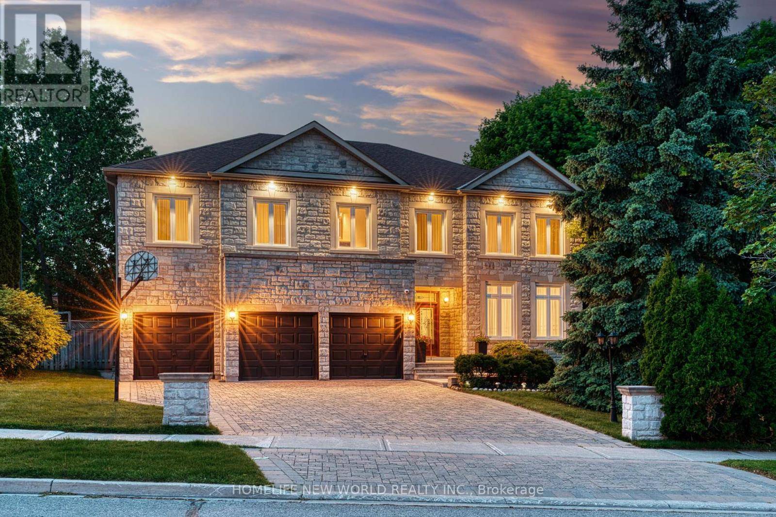 92 BOAKE TRAIL, Richmond Hill (bayview Hill), ON L4B3H1