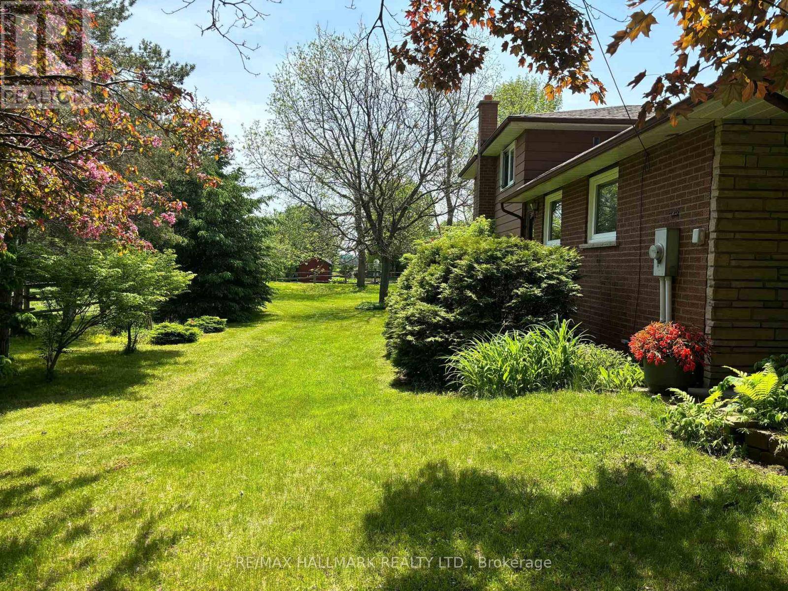 Whitchurch-stouffville (ballantrae), ON L4A7X4,5193 AURORA ROAD
