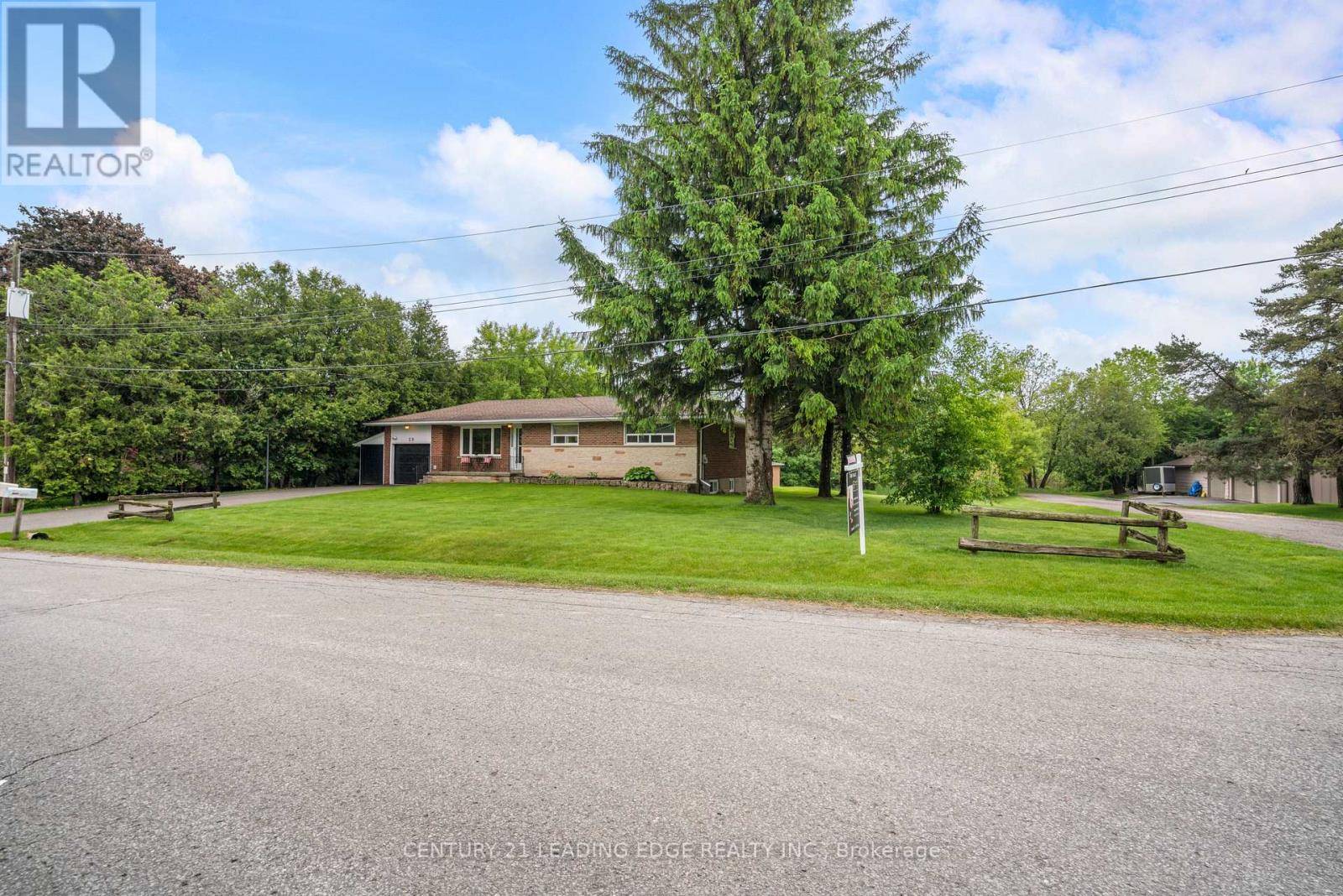 Whitchurch-stouffville, ON L4A4N4,29 JOYCE BOULEVARD S