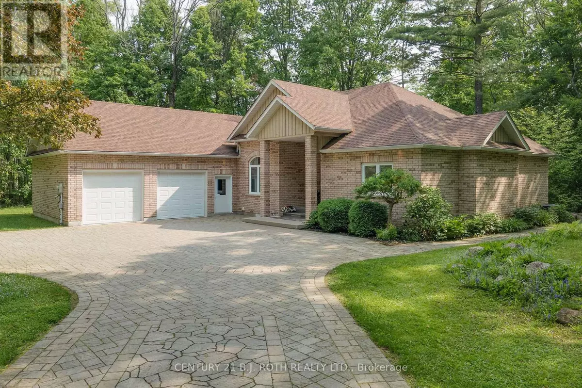 Innisfil, ON L9S2M4,3925 ALGOMA AVENUE