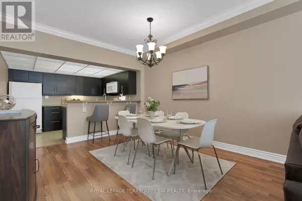 Richmond Hill (harding), ON L4C9V5,309 Major Mackenzie DR East #113