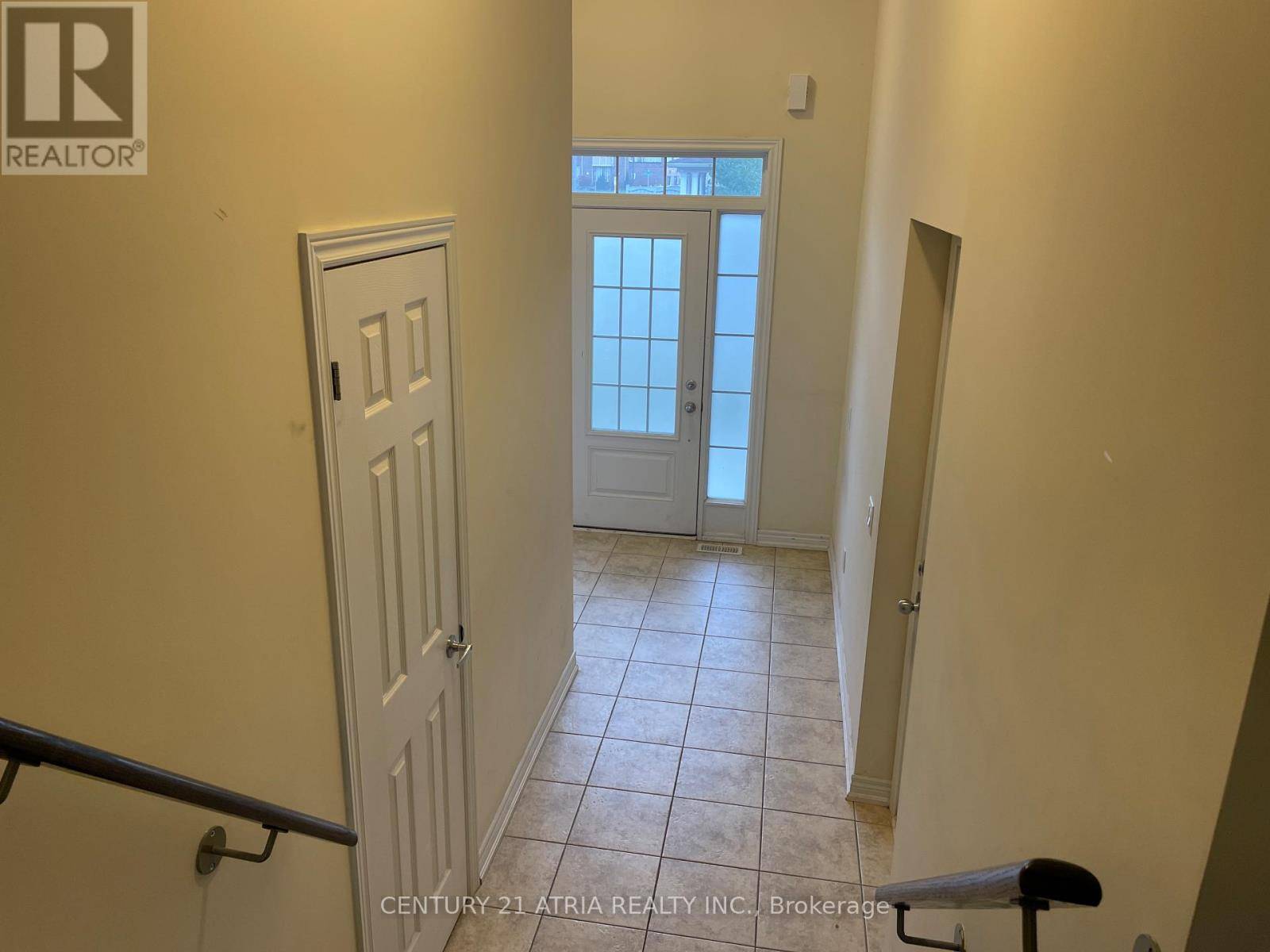 Markham (berczy), ON L6C0M9,14 SIBBALD AVENUE