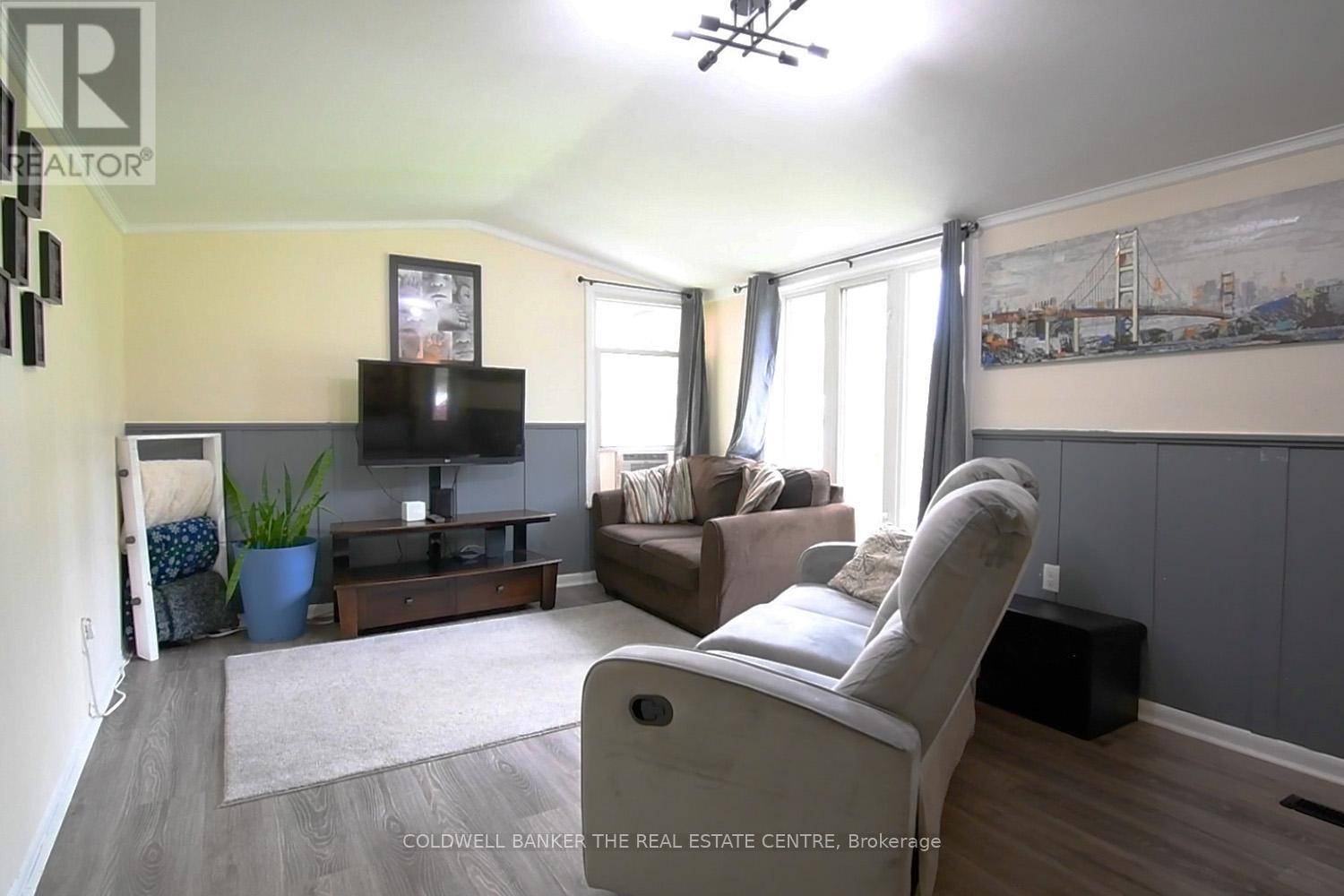 Essa (angus), ON L0M1B0,119 ELIZABETH STREET