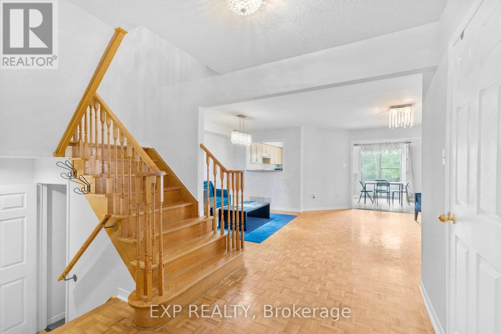 Richmond Hill (rouge Woods), ON L4S1V7,10 BREEZEWAY CRESCENT