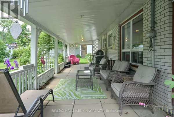 New Tecumseth (alliston), ON L9R1M8,17 ELM STREET