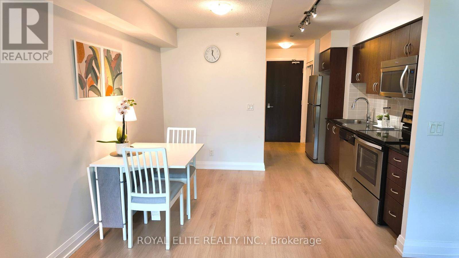 Richmond Hill (doncrest), ON L4B0C4,370 Hwy 7 East #325