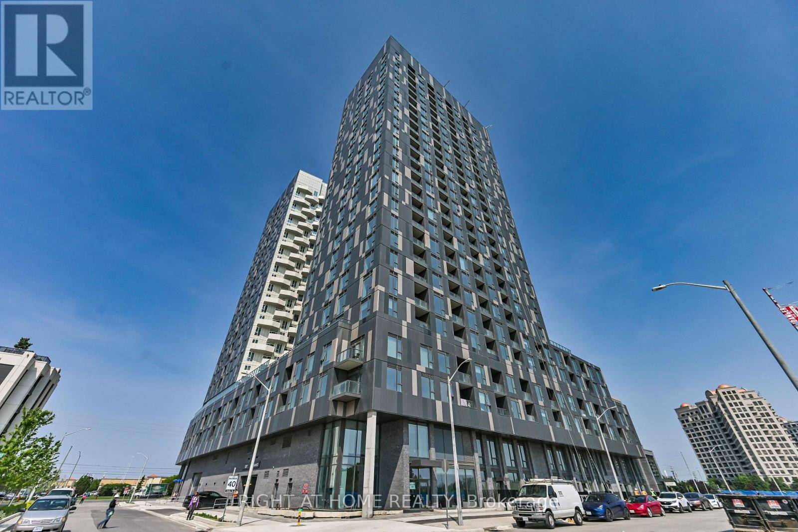 474 Caldari RD #2201, Vaughan (concord), ON L4K0A4