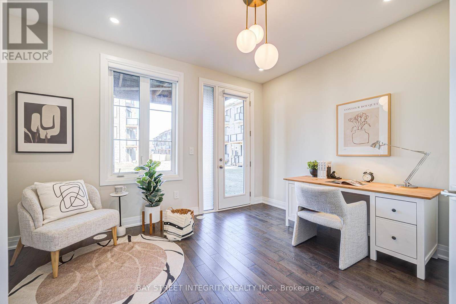 Newmarket (summerhill Estates), ON L3X0M6,511 NEW ENGLAND COURT