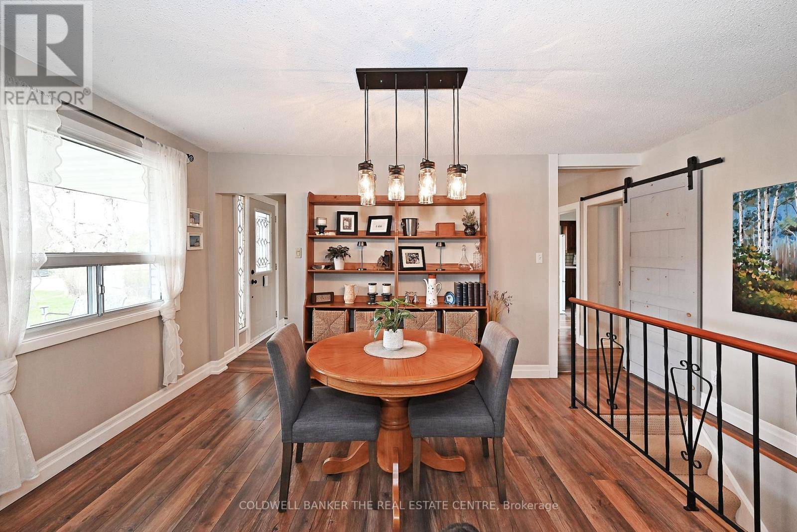East Gwillimbury (holland Landing), ON L9N1H5,31 SUNRISE STREET