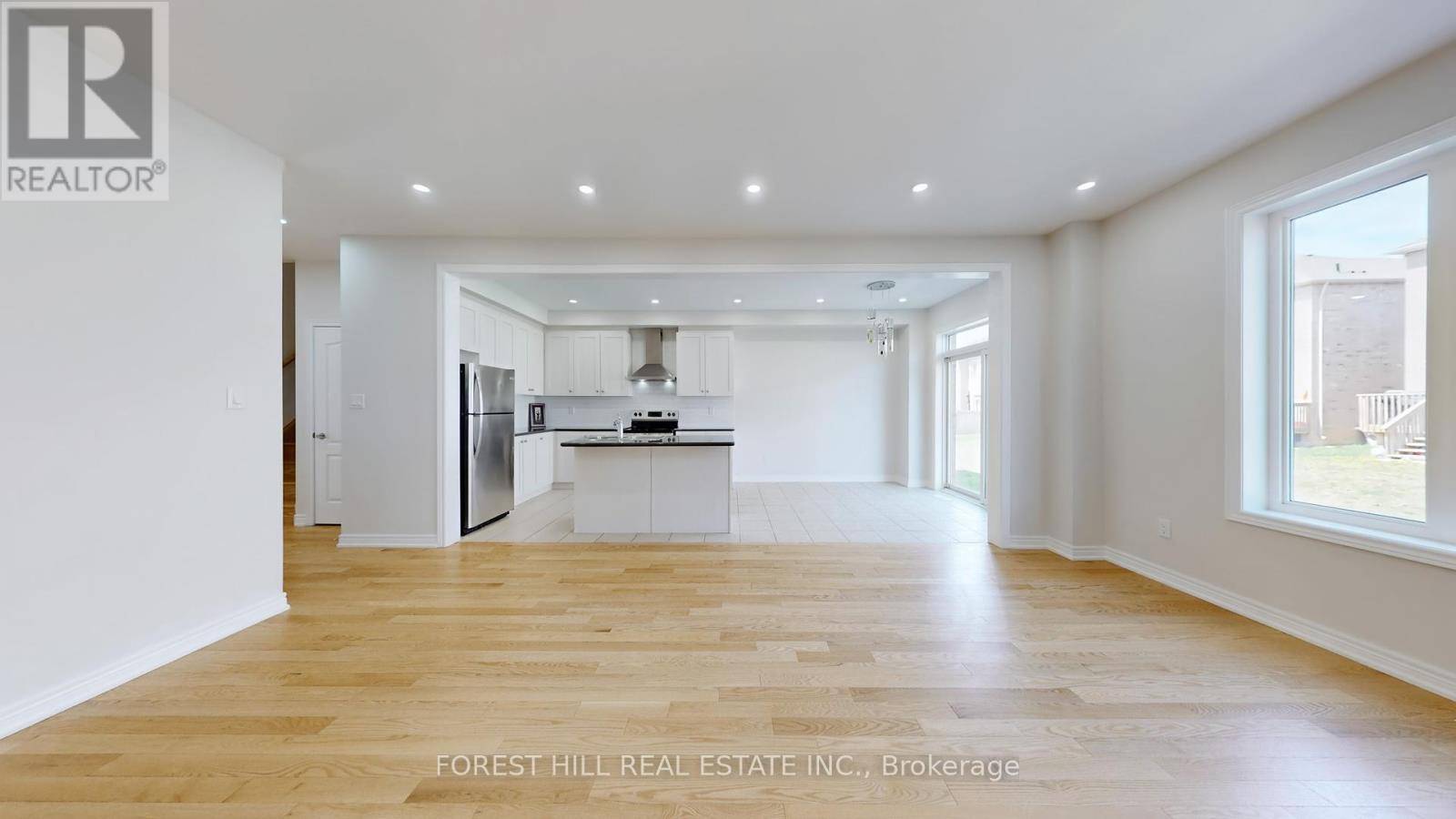Markham (box Grove), ON L6B1N6,28 LUZON AVENUE