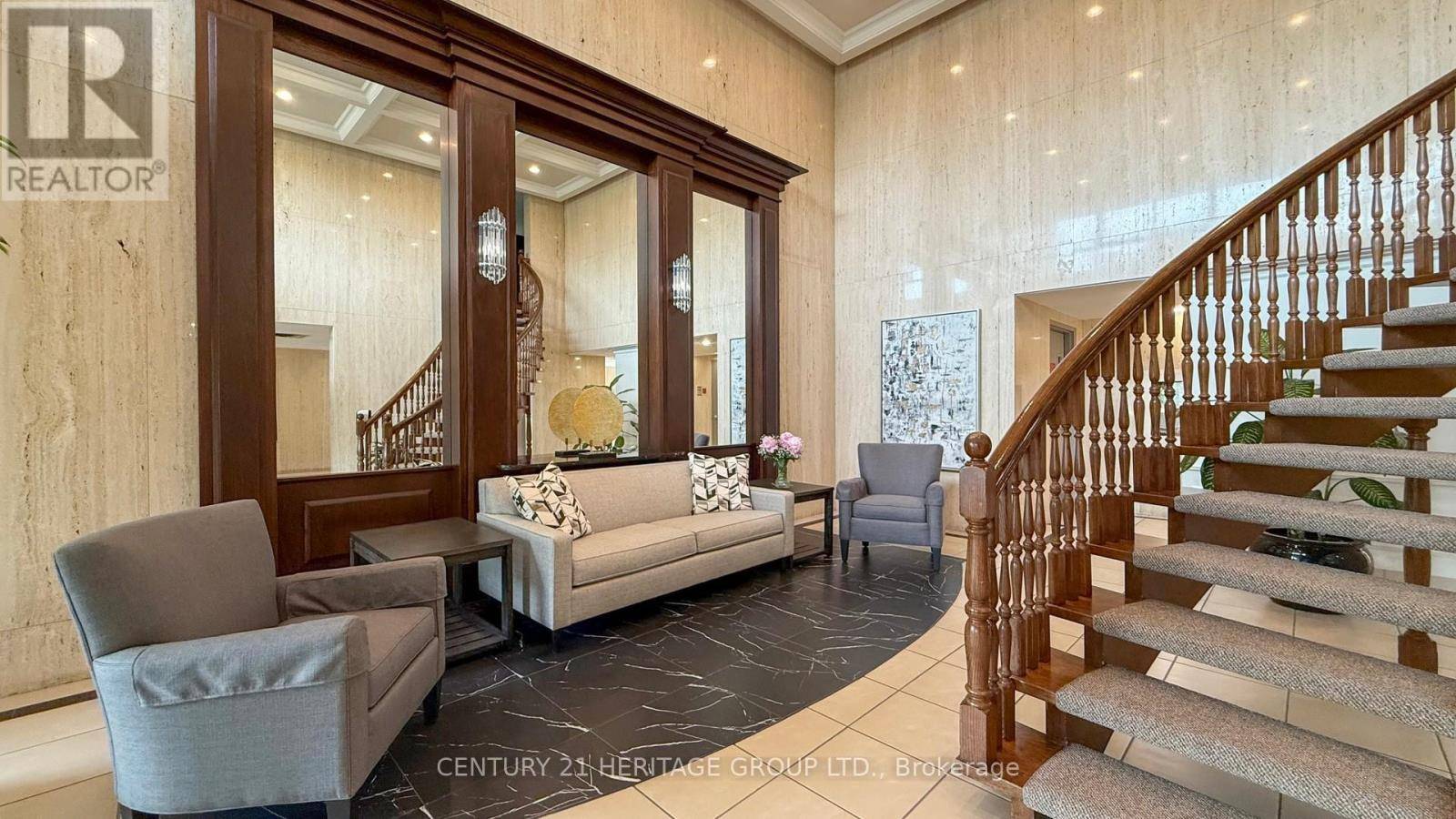 Markham (royal Orchard), ON L3T4V9,8111 Yonge ST #1212