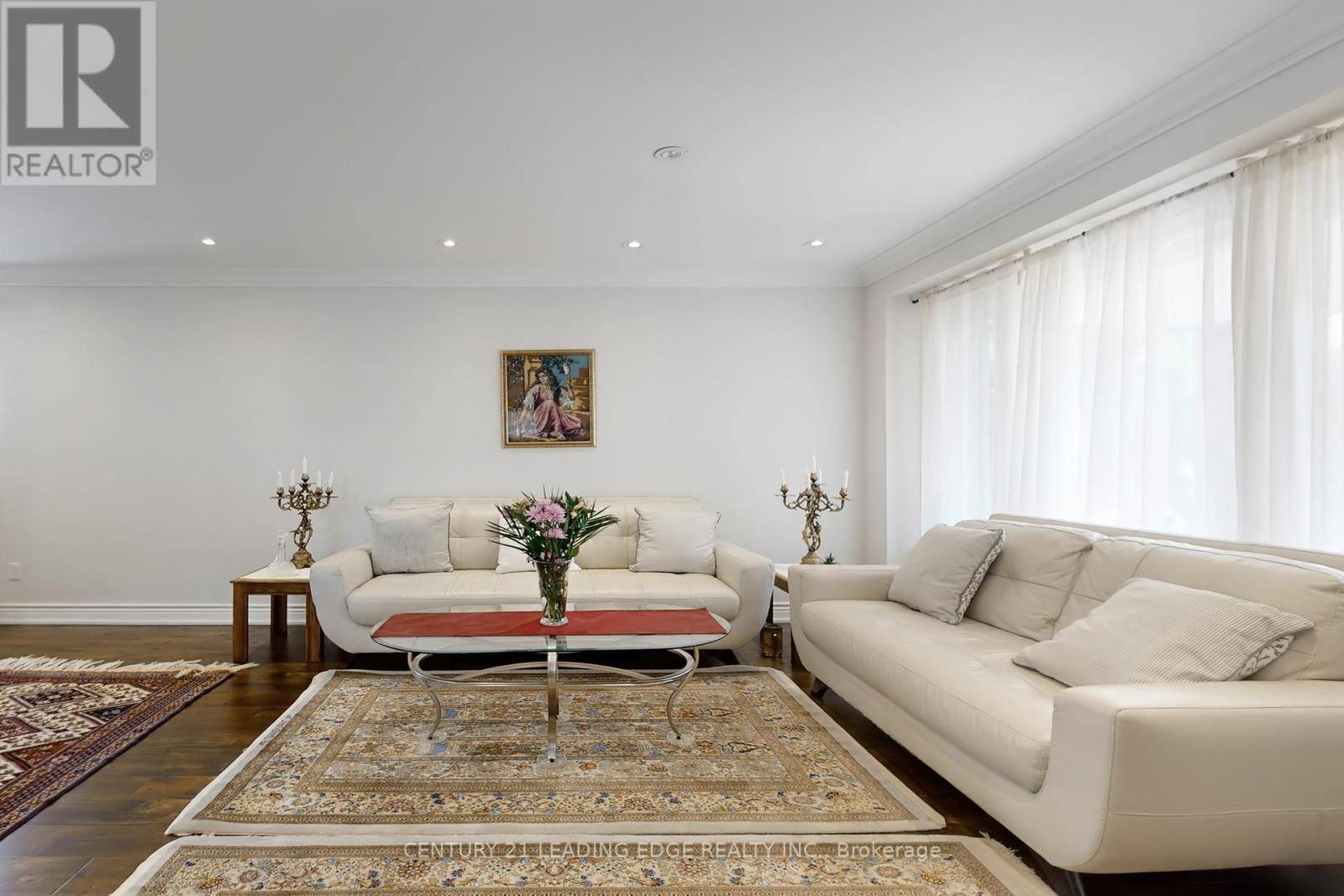 Richmond Hill (north Richvale), ON L4C5R1,148 STEPHEN STREET