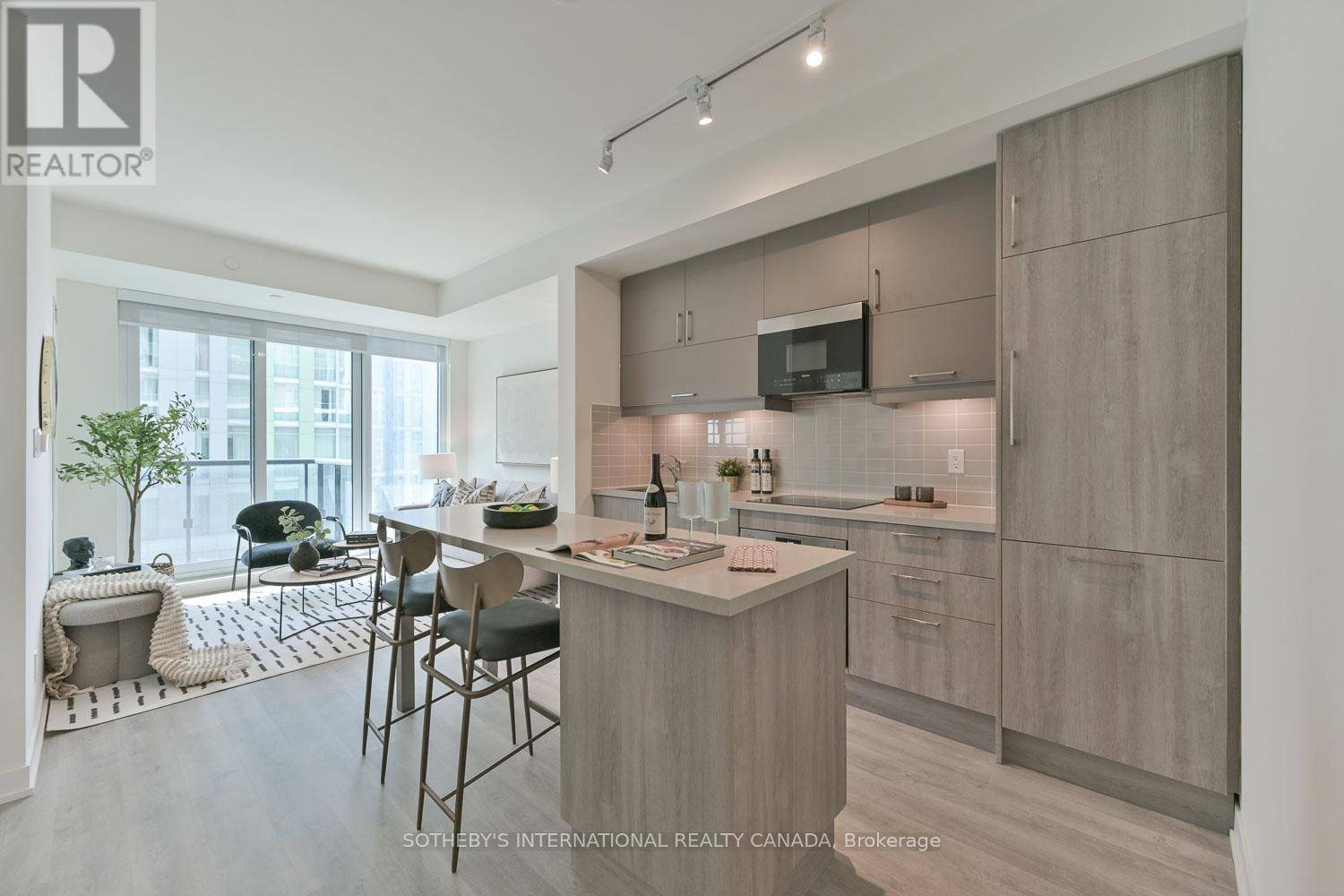 Markham (unionville), ON L6G0H5,8119 Birchmount RD #616
