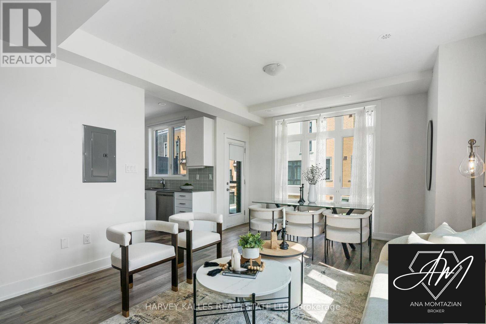 9 Phelps LN #270, Richmond Hill (oak Ridges), ON L4E4H1