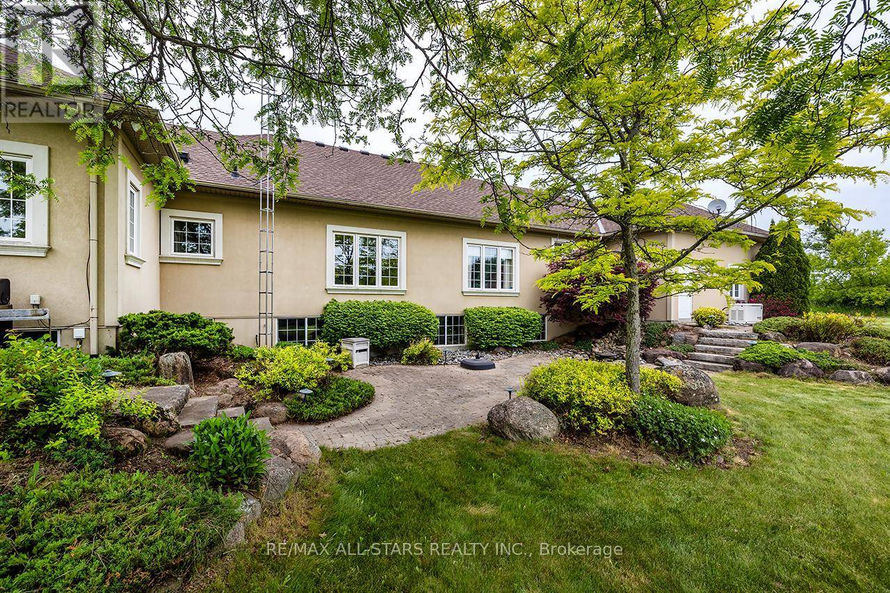 Uxbridge, ON L9P1R2,12883 CONCESSION 5 ROAD
