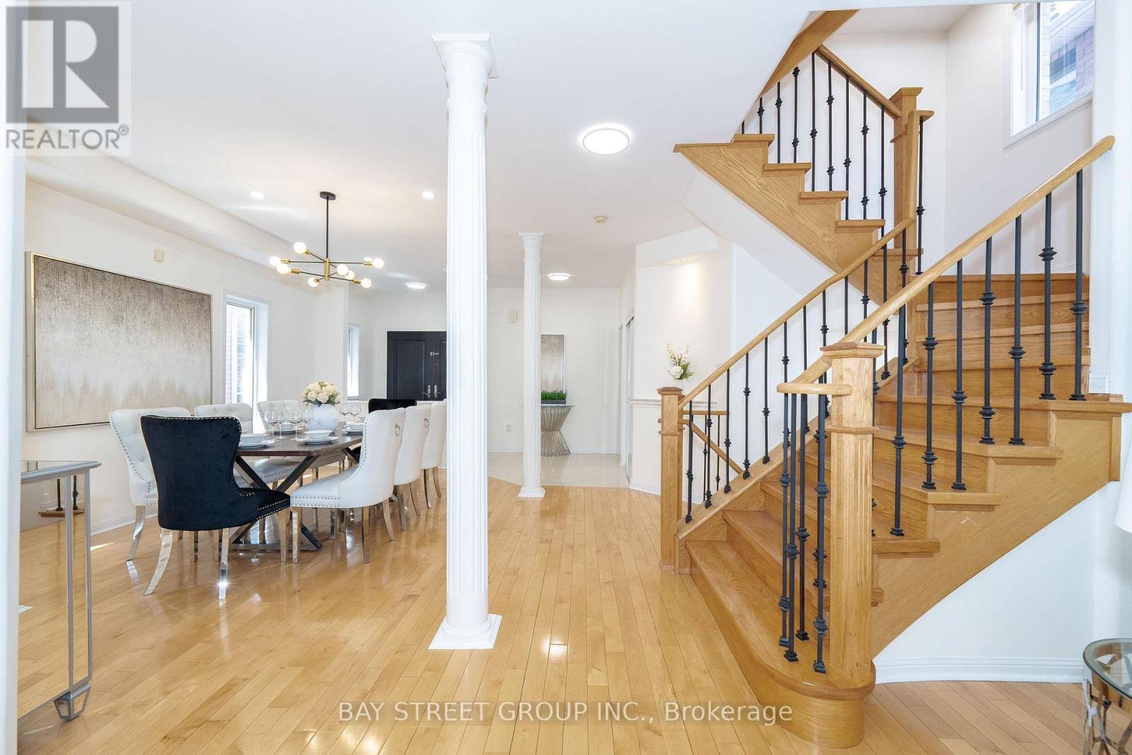Richmond Hill (rouge Woods), ON L4S2E6,68 SAPPHIRE DRIVE