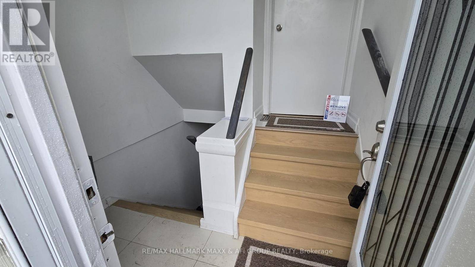 Richmond Hill (crosby), ON L4C2T8,319 TAYLOR MILLS DRIVE N