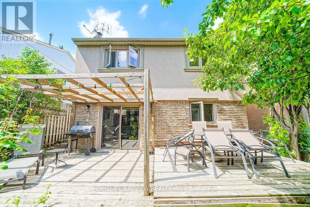 Richmond Hill (north Richvale), ON L4C5J2,215 WELDRICK ROAD W