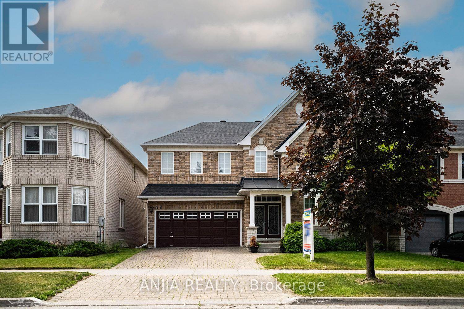 73 WINSTON CASTLE DRIVE, Markham (berczy), ON L6C2B5