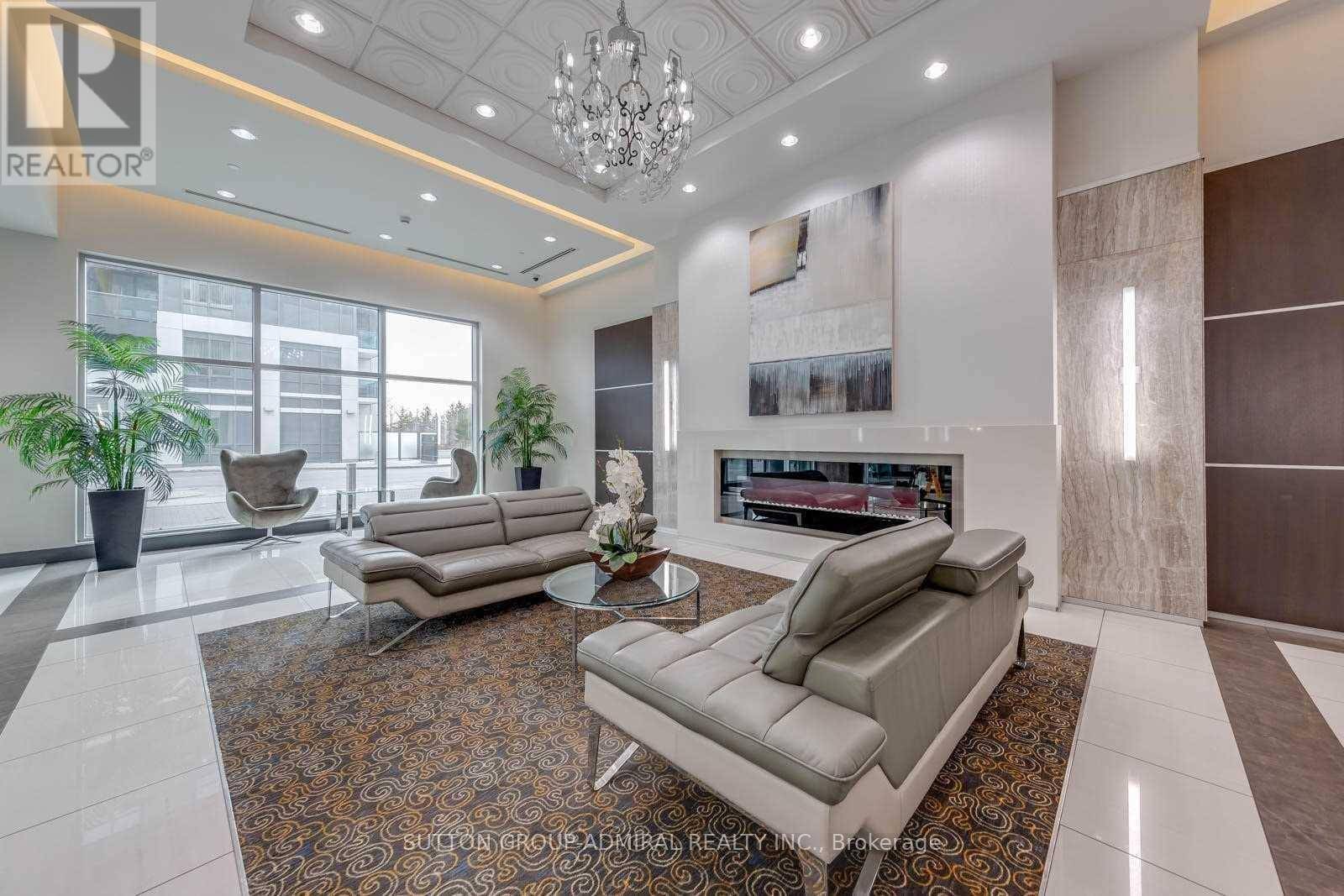 Markham (thornhill), ON L3T0C8,7161 Yonge ST #619