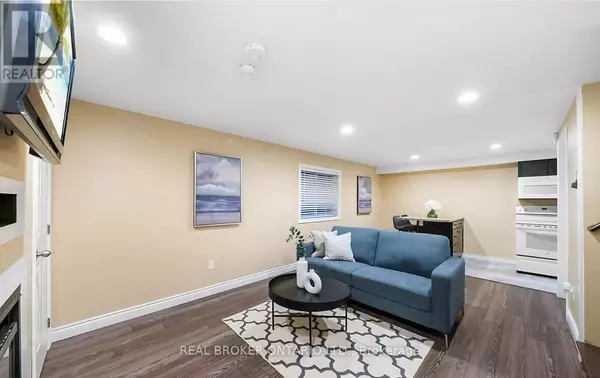 Georgina (keswick North), ON L4P3H6,10 Annamaria DR #Basement