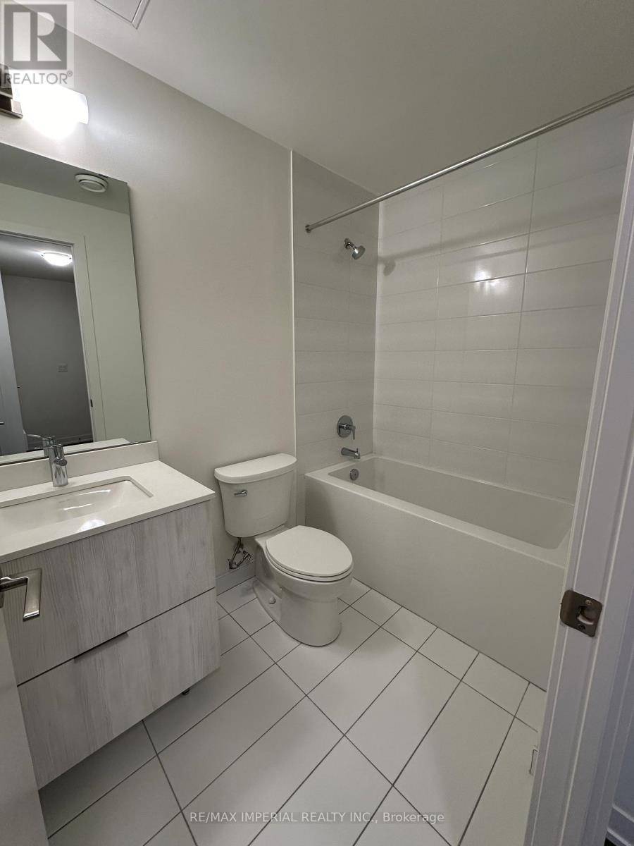 Richmond Hill, ON L4S0N4,6 Steckley House LN #301